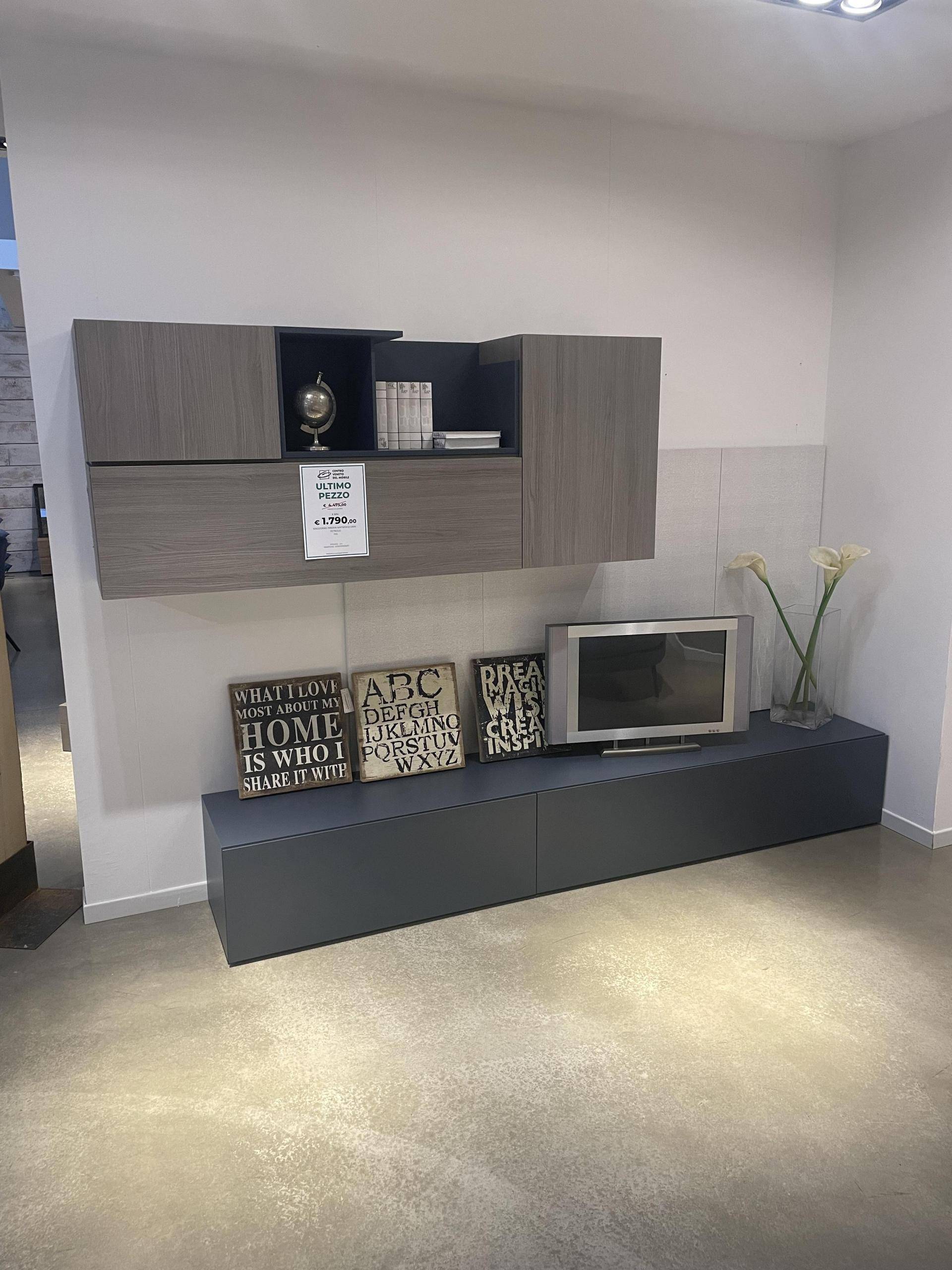 Parete soggiorno Innova